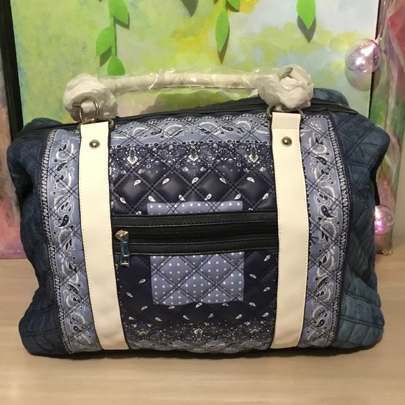 VENUS Handbags - VENUS Large Weekend Bag, Look of Denim, Paisley Print.